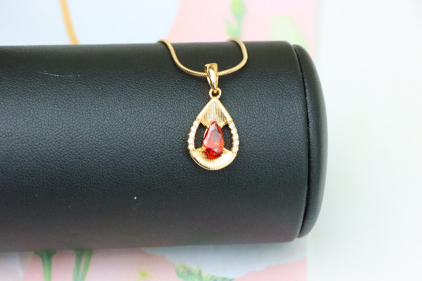 Teardrop Red Pendant with Crystals and Gold Plated Finish, XPPT1692 (2164-4)