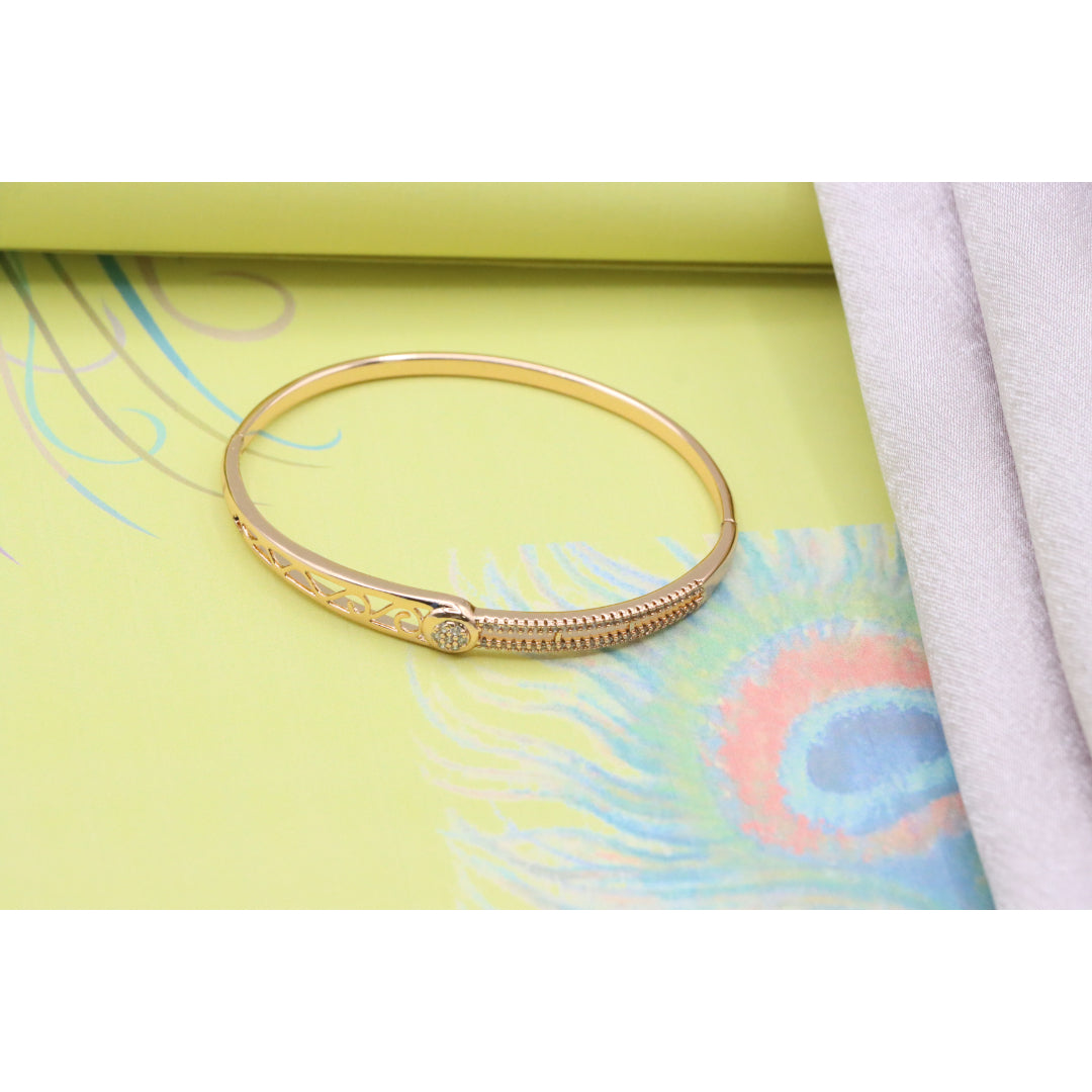 Elegant Rose Gold Bangle with Filigree & Sparkling Center Stone, XPBL0418 (2042-8)