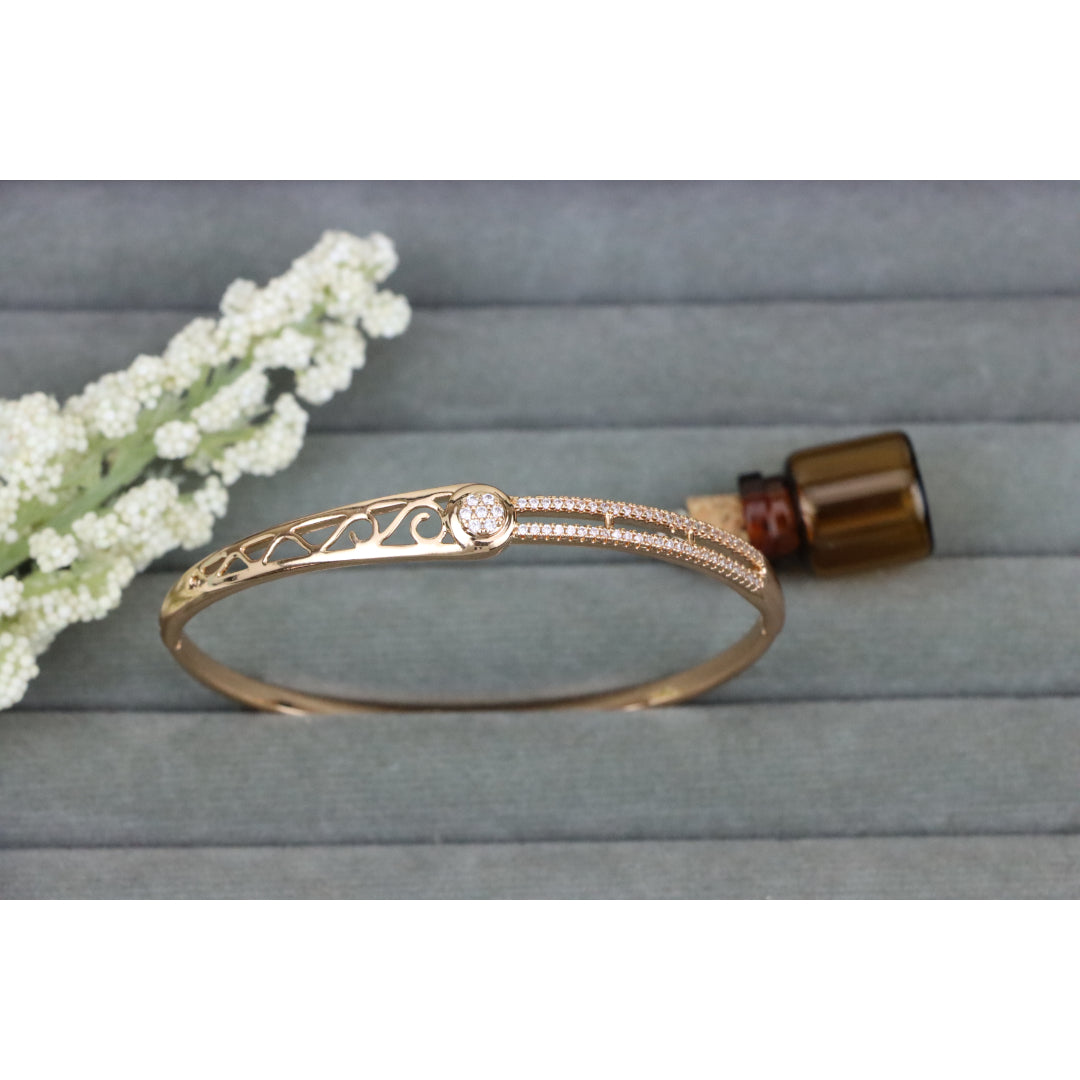Elegant Rose Gold Bangle with Filigree & Sparkling Center Stone, XPBL0418 (2042-8)