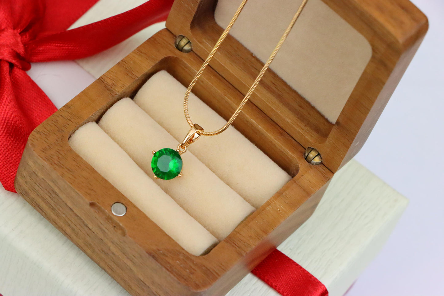 Round Green Stone Pendant in Rose Gold Finish, XPPT1560 (2143-10)