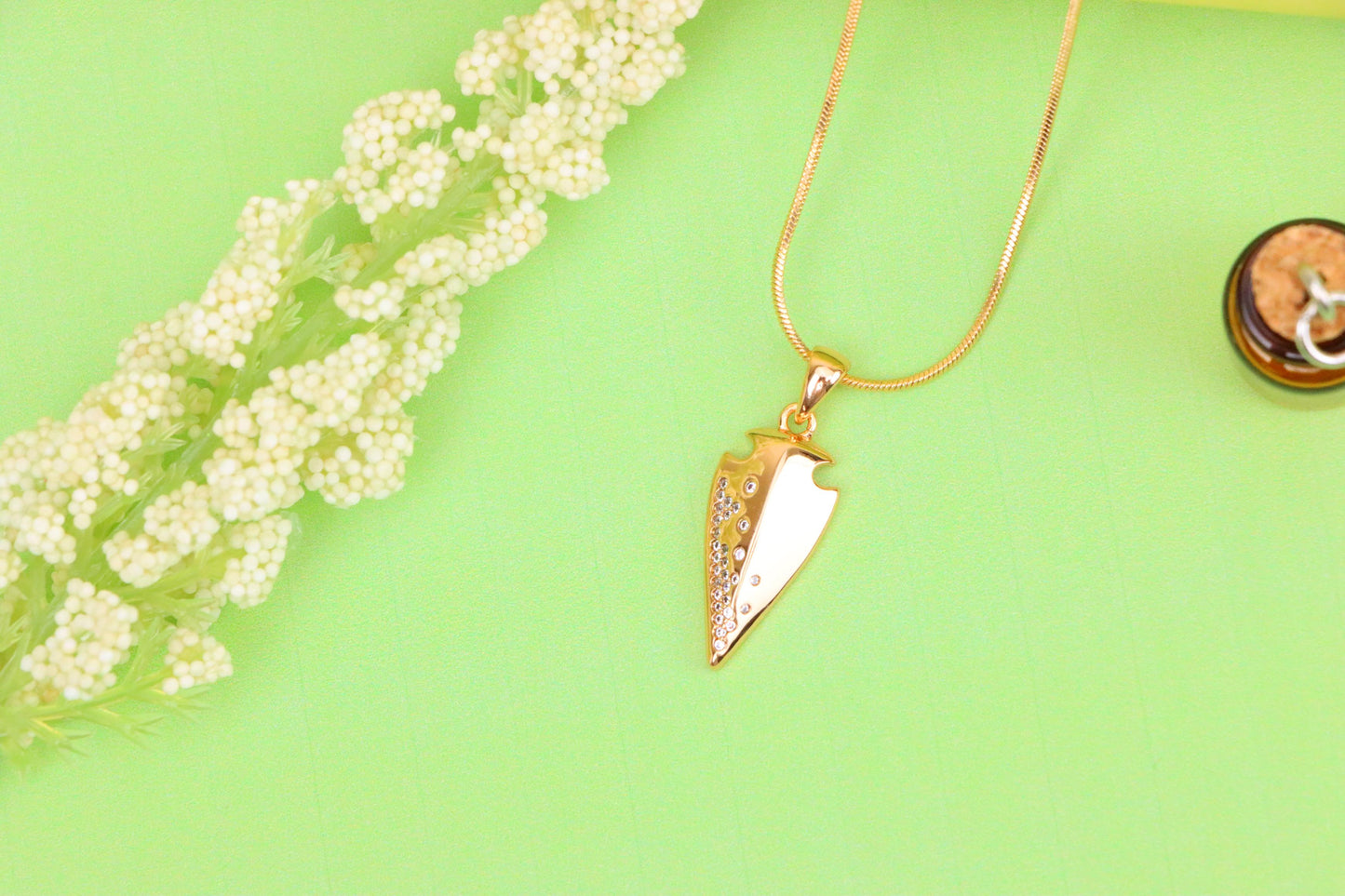 Arrowhead Shaped Rose Gold Pendant with Crystals, XPPT1562 (2144-2)