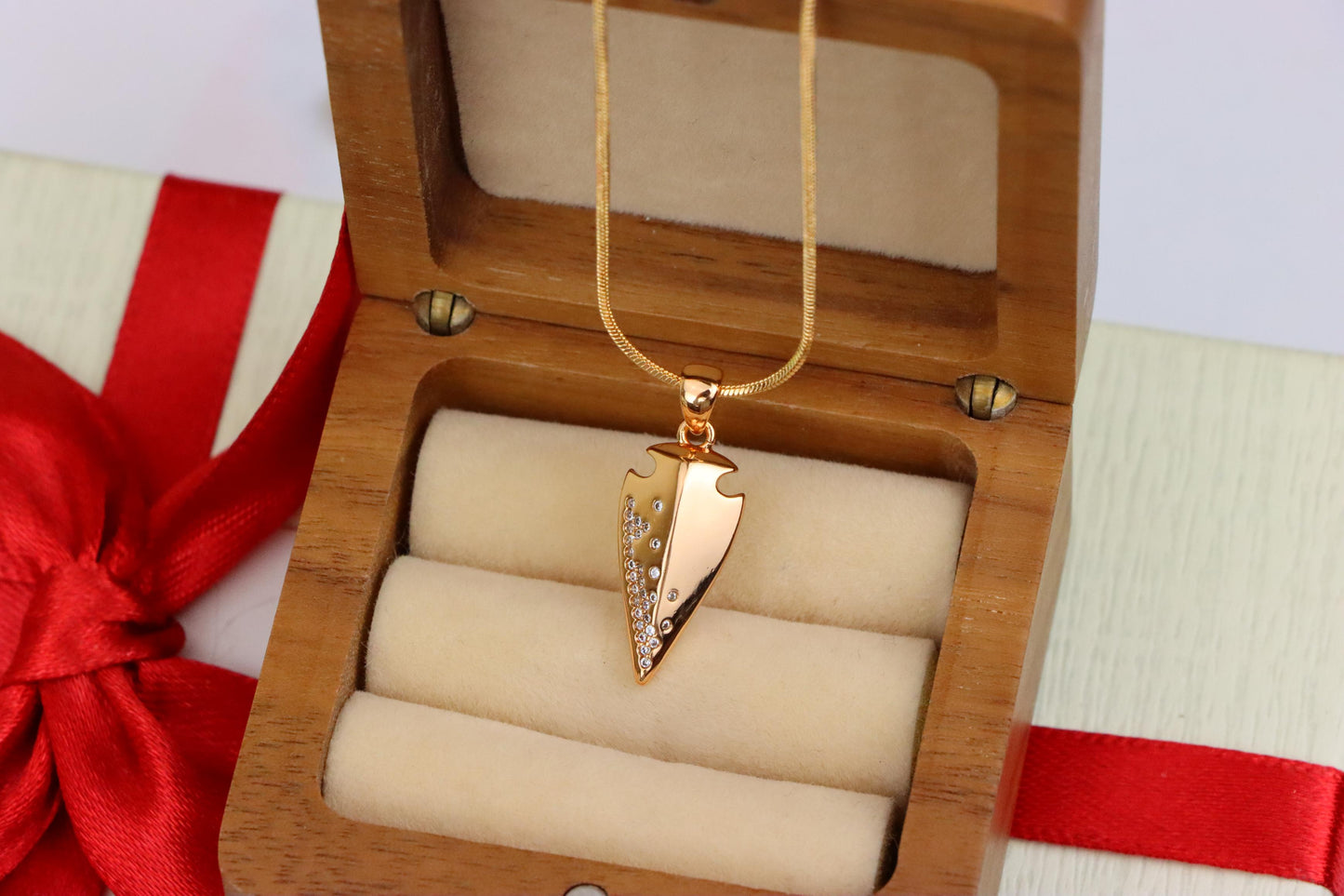 Arrowhead Shaped Rose Gold Pendant with Crystals, XPPT1562 (2144-2)