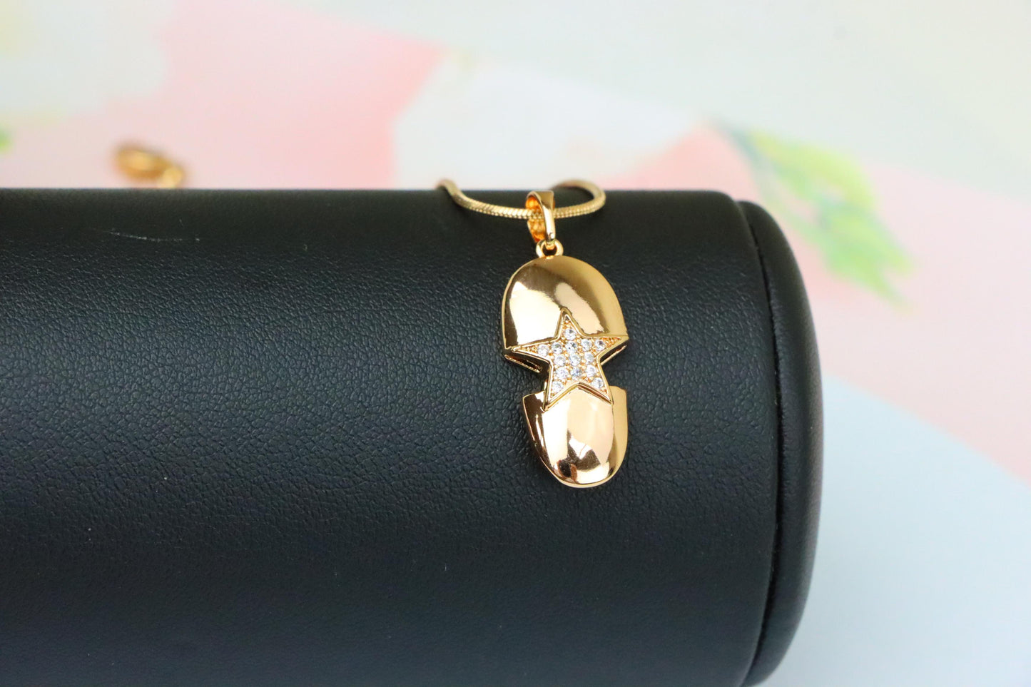 Star Accent Nail Design Rose Gold Pendant with Crystals, XPPT1564 (2144-4)