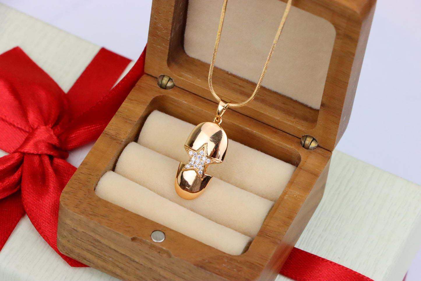 Star Accent Nail Design Rose Gold Pendant with Crystals, XPPT1564 (2144-4)