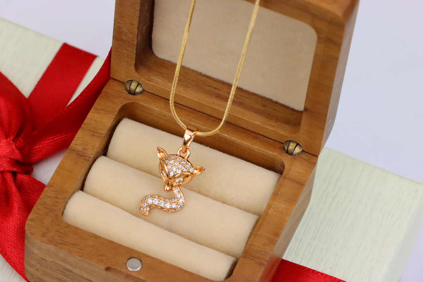 Crystal Fox Design Rose Gold Pendant – Sparkling, XPPT1565 (2144-5)