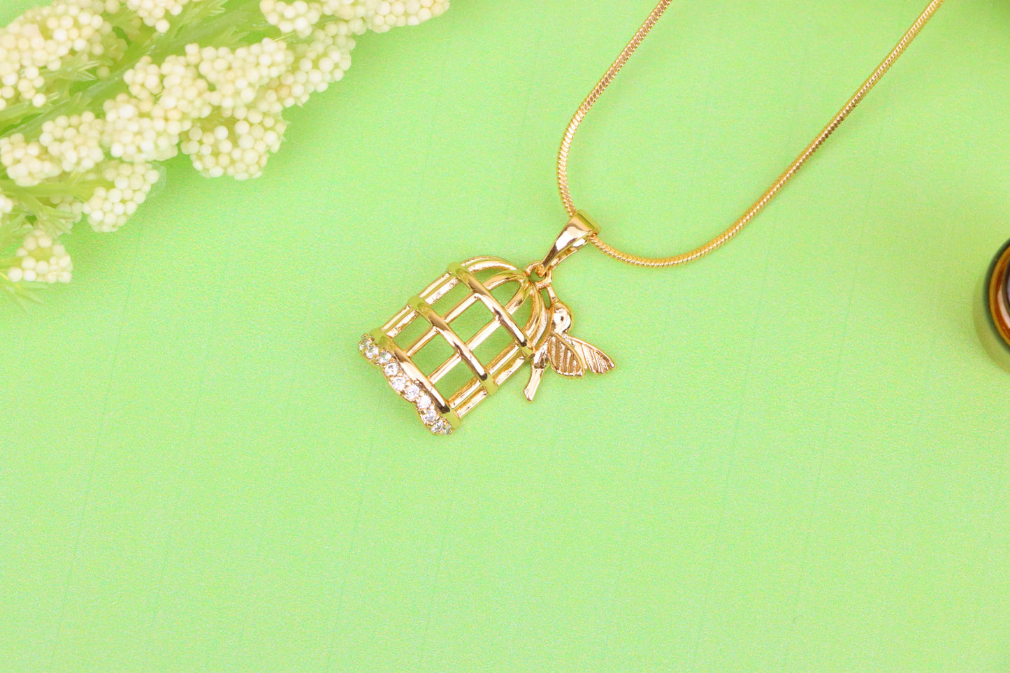 Birdcage Rose Gold Pendant with Crystals and Bird, XPPT1567 (2144-7)