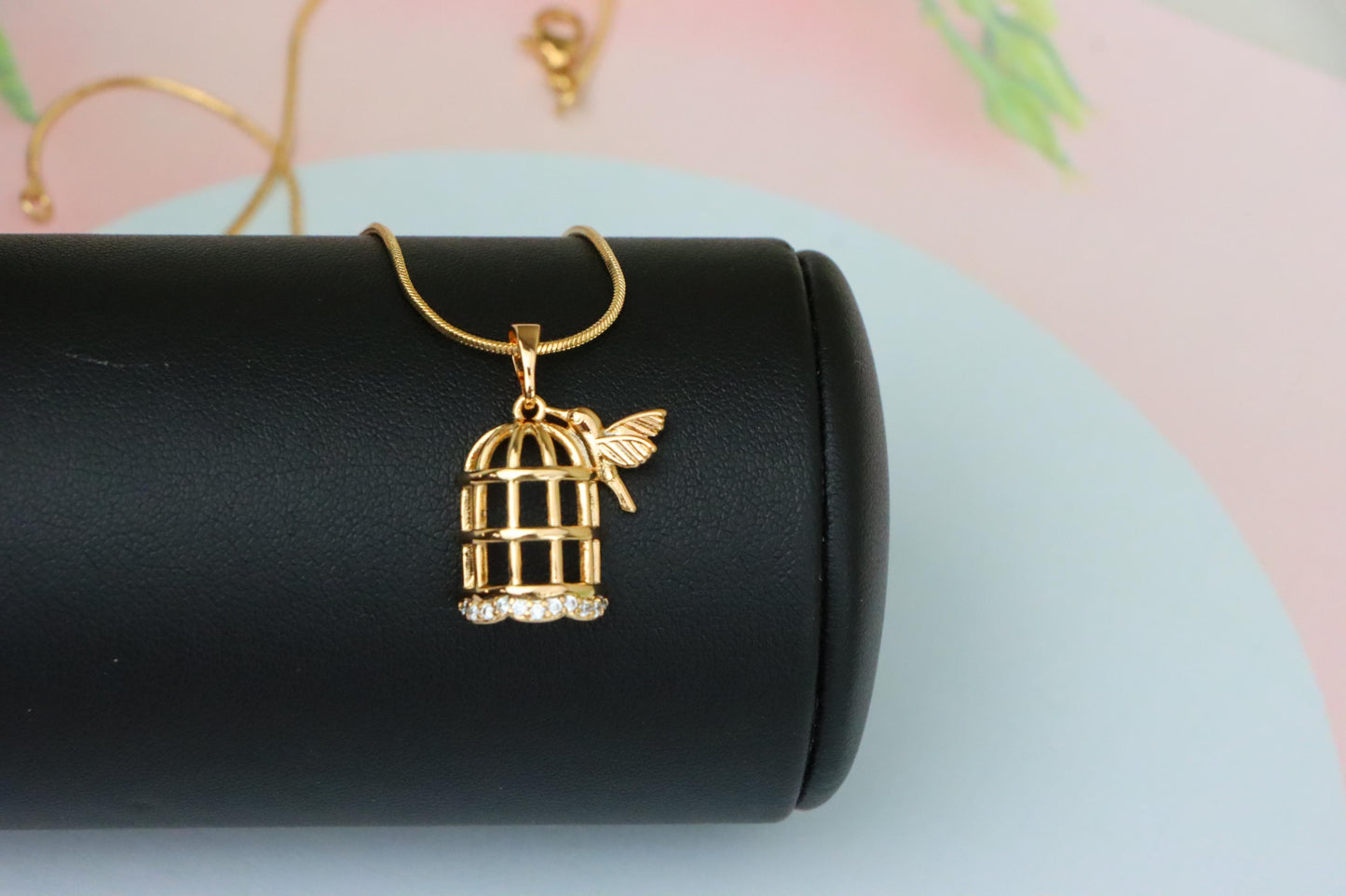 Birdcage Rose Gold Pendant with Crystals and Bird, XPPT1567 (2144-7)