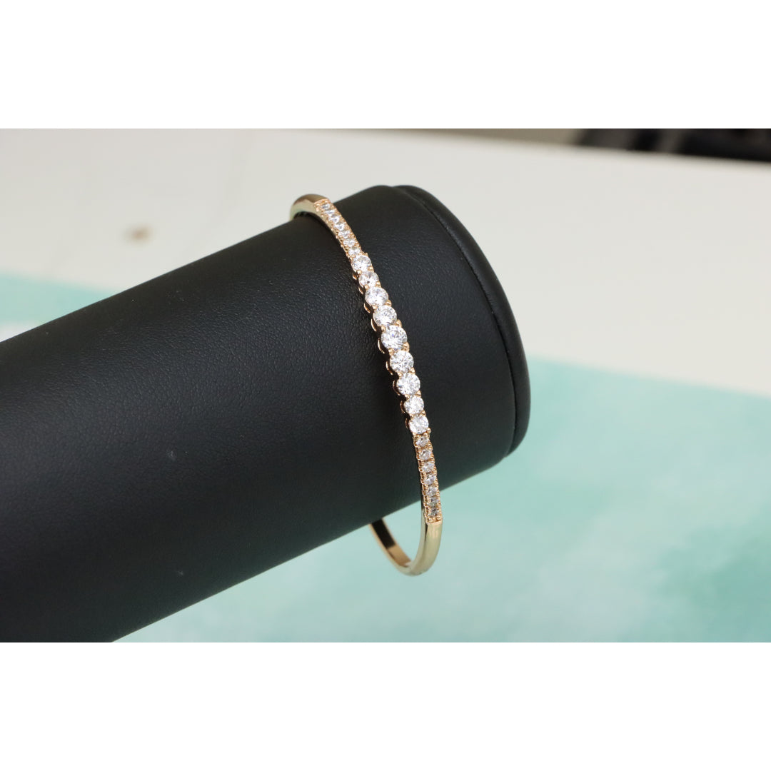 Elegant Rose Gold Bangle with Sparkling Center Crystal Accents, XPBL0435 (2044-5)