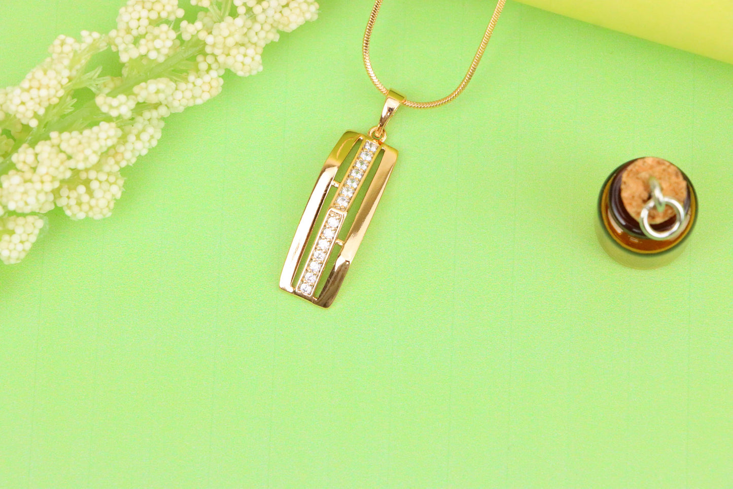 Vertical Bar Rose Gold Pendant with Crystal Strip, XPPT1574 (2145-4)