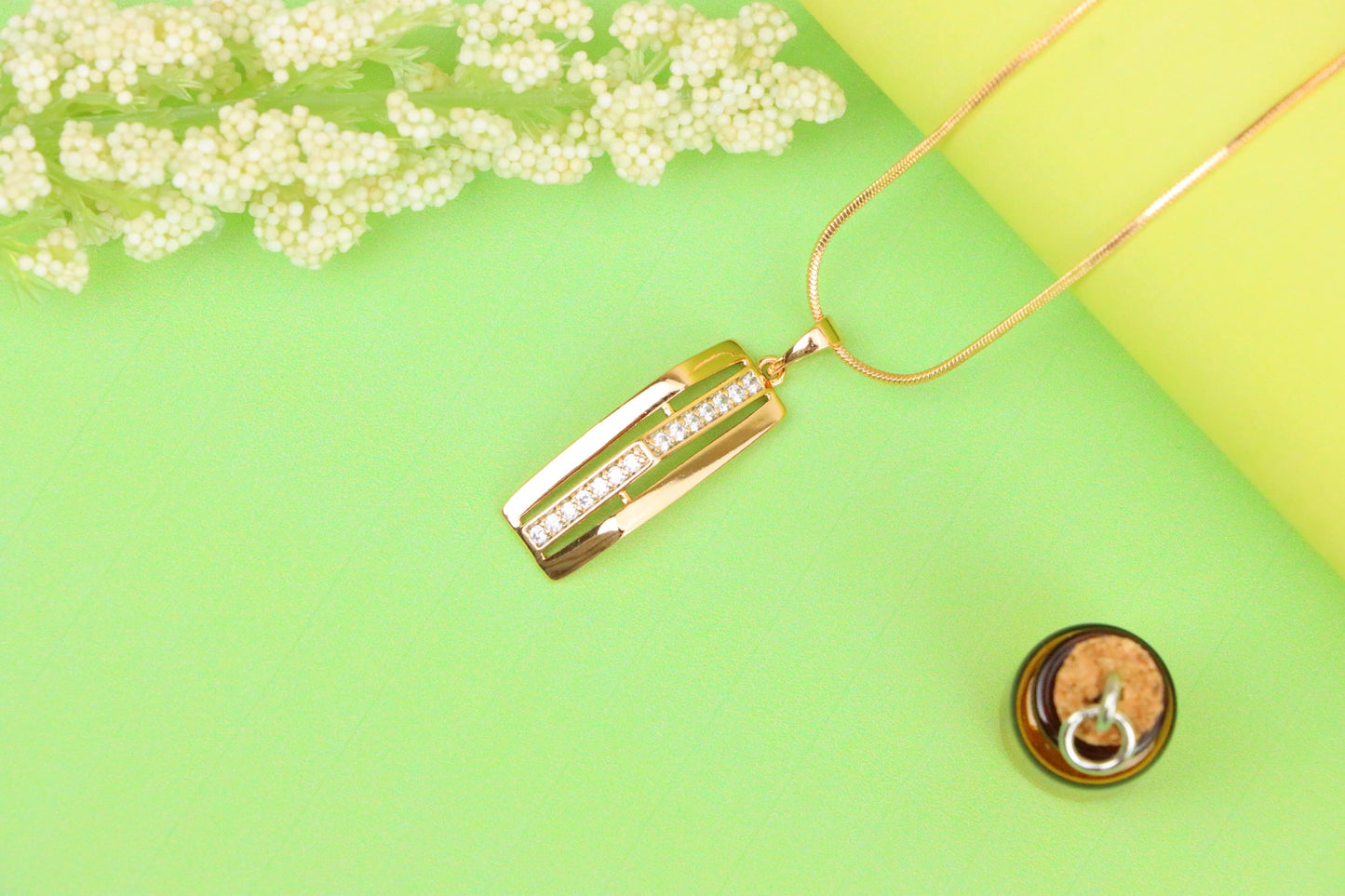 Vertical Bar Rose Gold Pendant with Crystal Strip, XPPT1574 (2145-4)