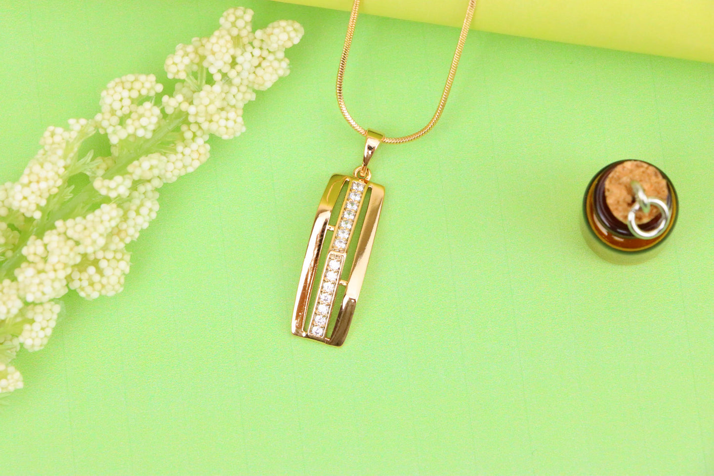 Vertical Bar Rose Gold Pendant with Crystal Strip, XPPT1574 (2145-4)