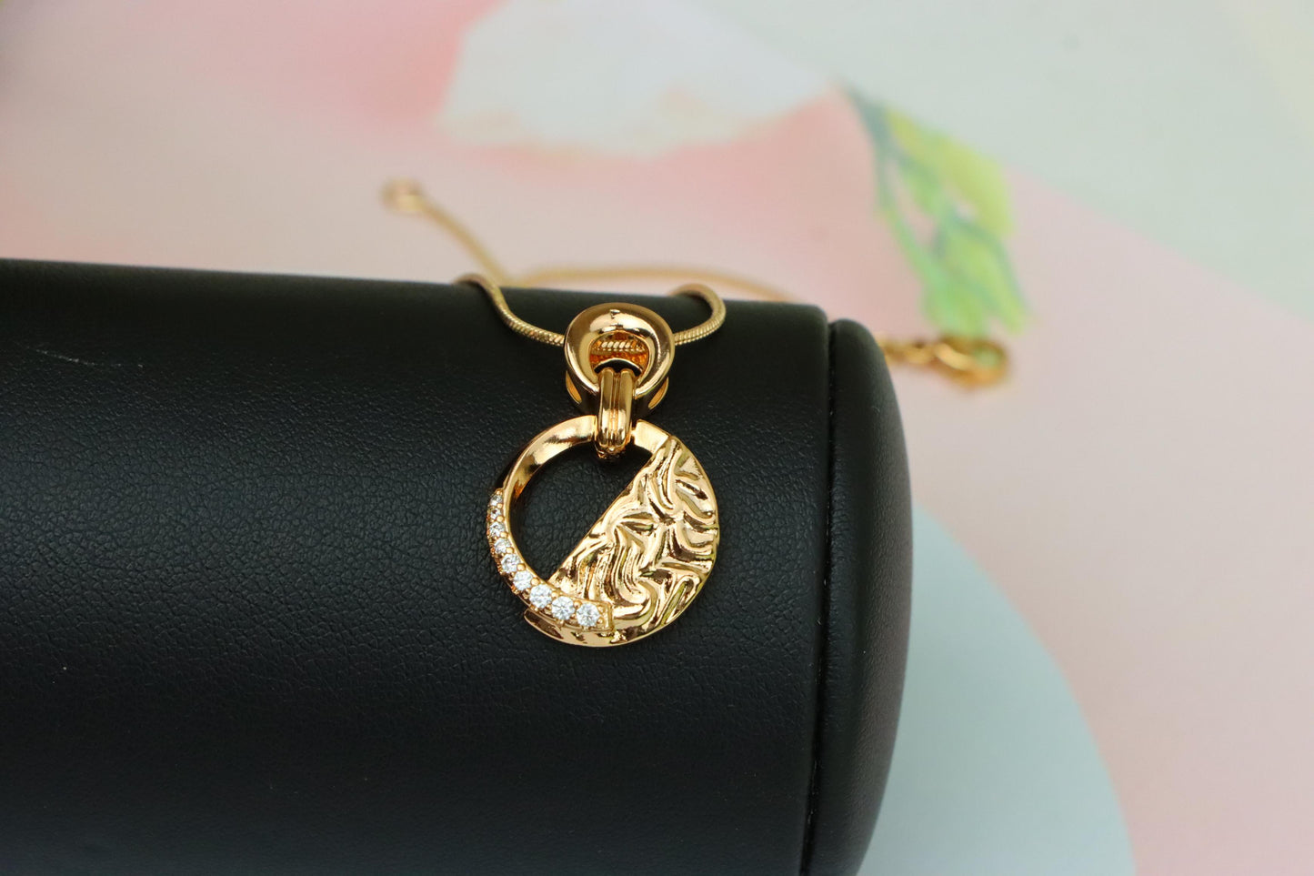 Textured Circle Rose Gold Pendant with Crystals, XPPT1583 (2146-3)
