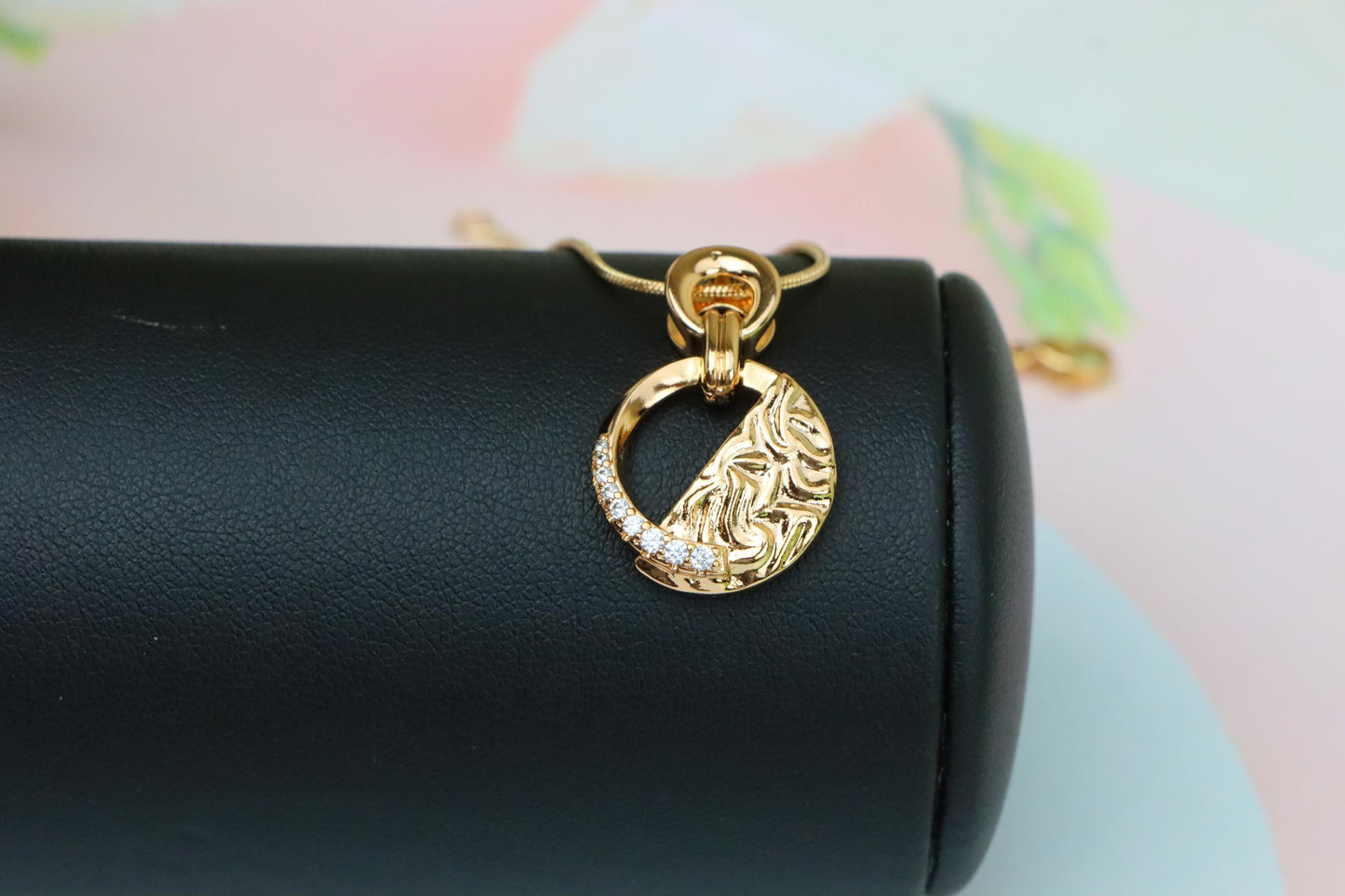 Textured Circle Rose Gold Pendant with Crystals, XPPT1583 (2146-3)