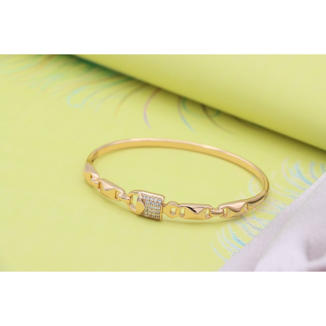 Elegant Rose Gold Bangle with Textured Links and Diamond Accents, XPBL0457 (2046-7)