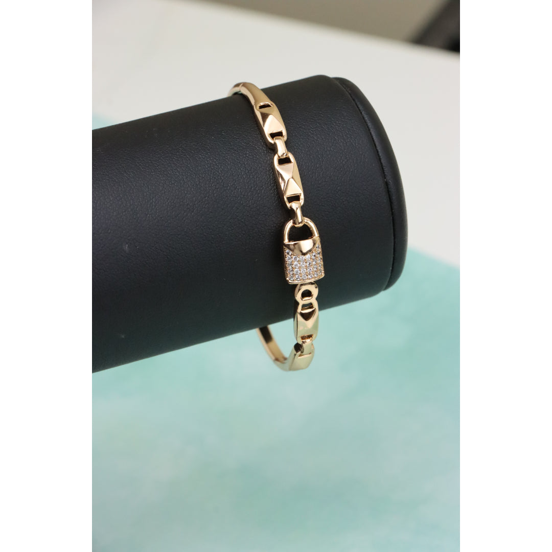 Elegant Rose Gold Bangle with Textured Links and Diamond Accents, XPBL0457 (2046-7)