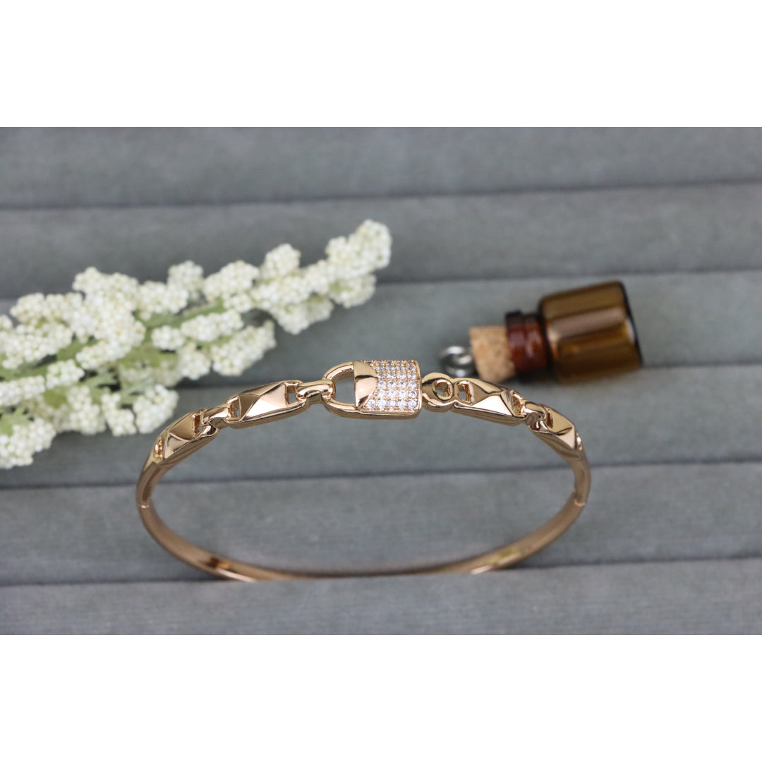 Elegant Rose Gold Bangle with Textured Links and Diamond Accents, XPBL0457 (2046-7)