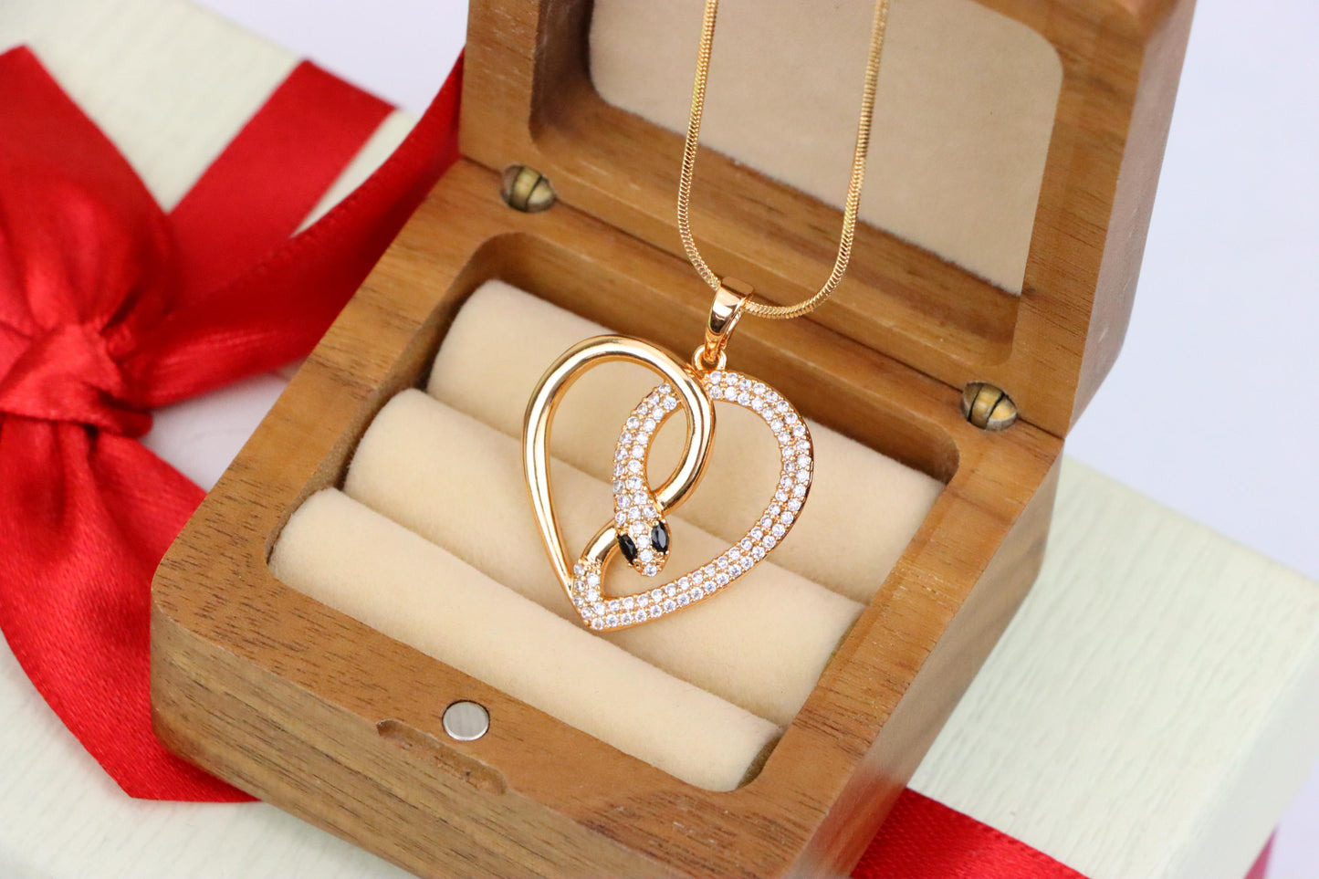 Rose Gold Heart Pendant with Crystal Snake Design, XPPT1587 (2146-7)