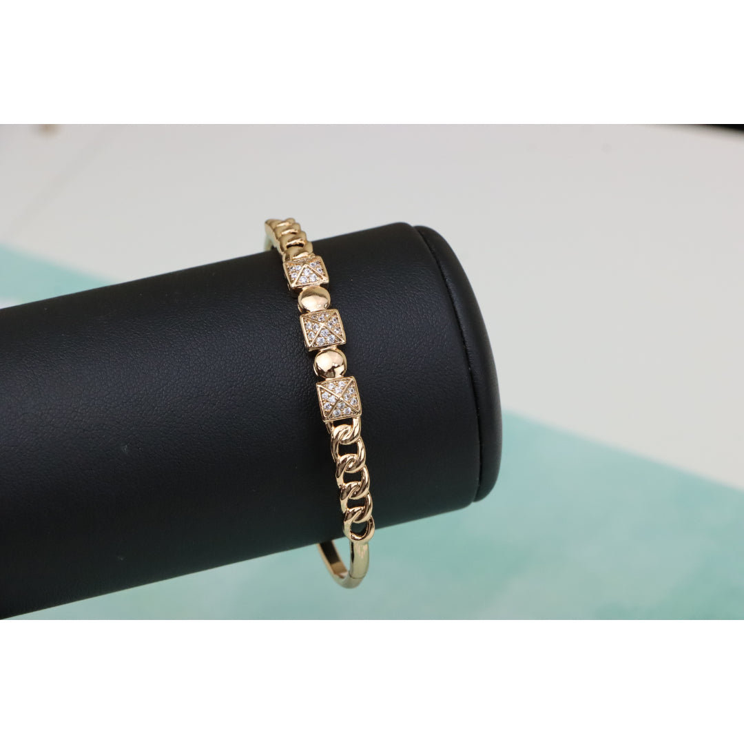 Rose Gold Bangle with Diamond-Studded Pyramid & Link Design, XPBL0470 (2047-10)
