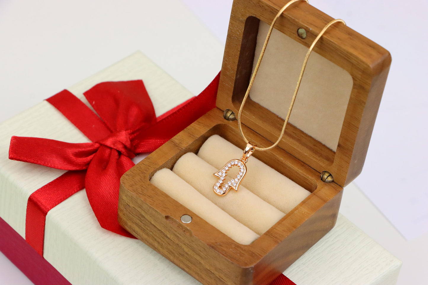 Rose Gold Hamsa Pendant with Crystals – Symbol of Protection & Luck, XPPT1220 (2122-6)