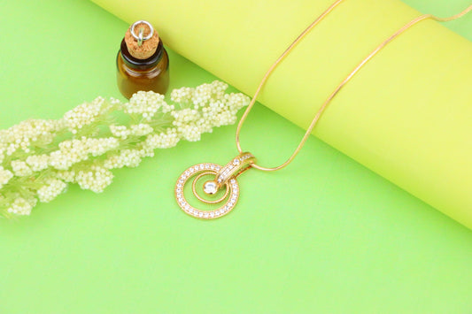 Elegant Rose Gold Circular Pendant with Sparkling Crystal Accents, XPPT1221 (2122-7)