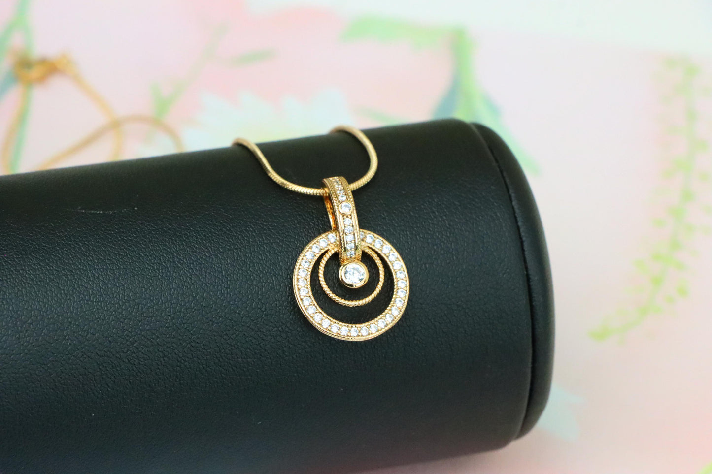 Elegant Rose Gold Circular Pendant with Sparkling Crystal Accents, XPPT1221 (2122-7)