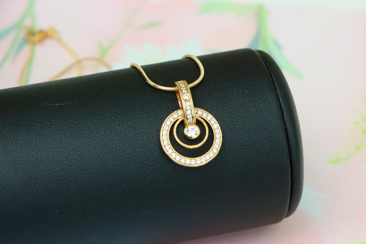 Elegant Rose Gold Circular Pendant with Sparkling Crystal Accents, XPPT1221 (2122-7)