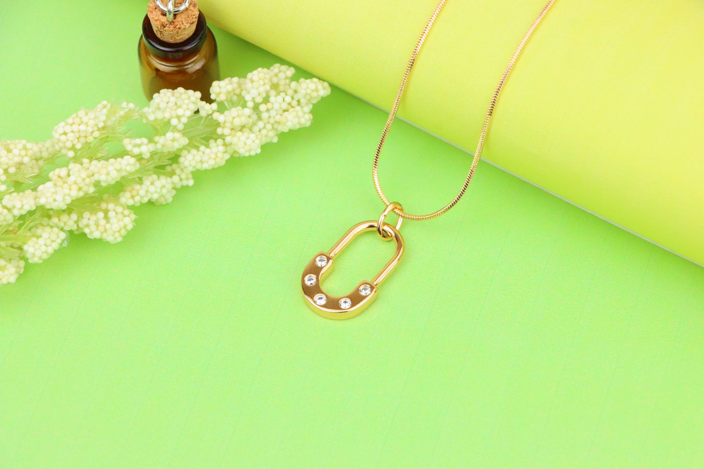 Rose Gold Modern U-Shaped Pendant with Sparkling Stone Inlay, XPPT1223 (2122-9)