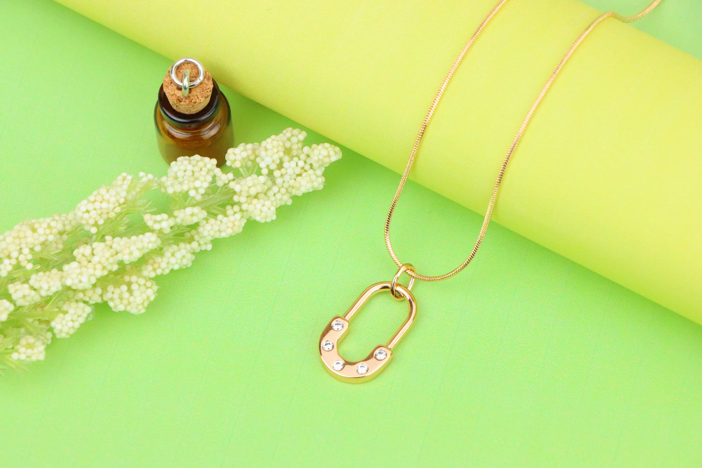 Rose Gold Modern U-Shaped Pendant with Sparkling Stone Inlay, XPPT1223 (2122-9)