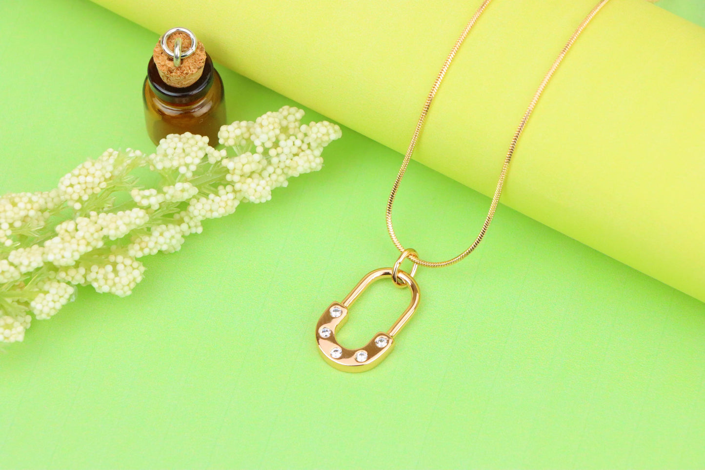 Rose Gold Modern U-Shaped Pendant with Sparkling Stone Inlay, XPPT1223 (2122-9)
