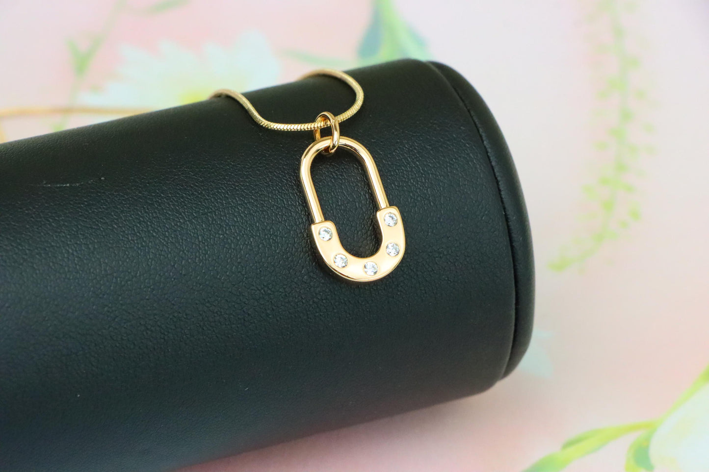 Rose Gold Modern U-Shaped Pendant with Sparkling Stone Inlay, XPPT1223 (2122-9)