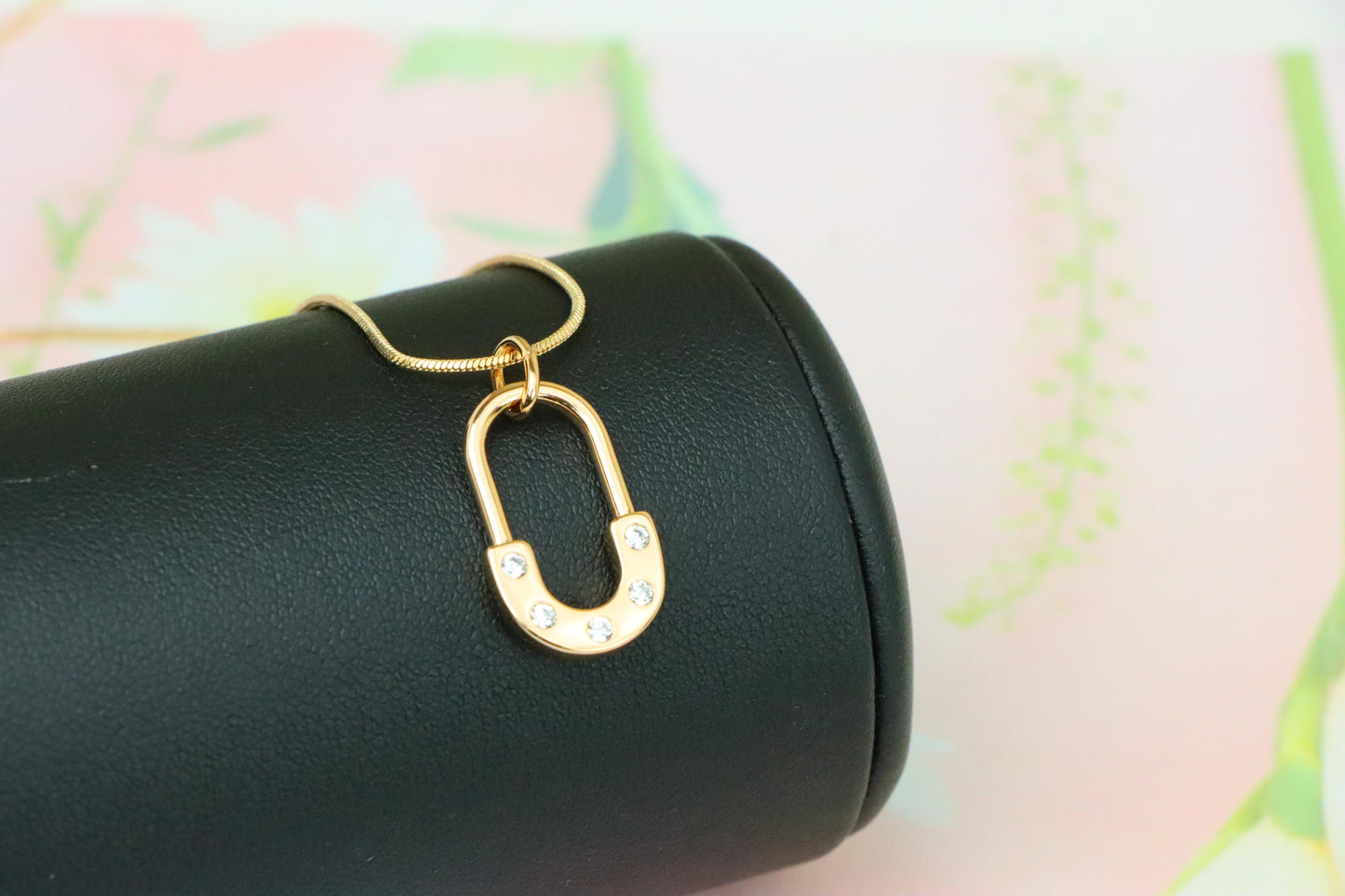 Rose Gold Modern U-Shaped Pendant with Sparkling Stone Inlay, XPPT1223 (2122-9)