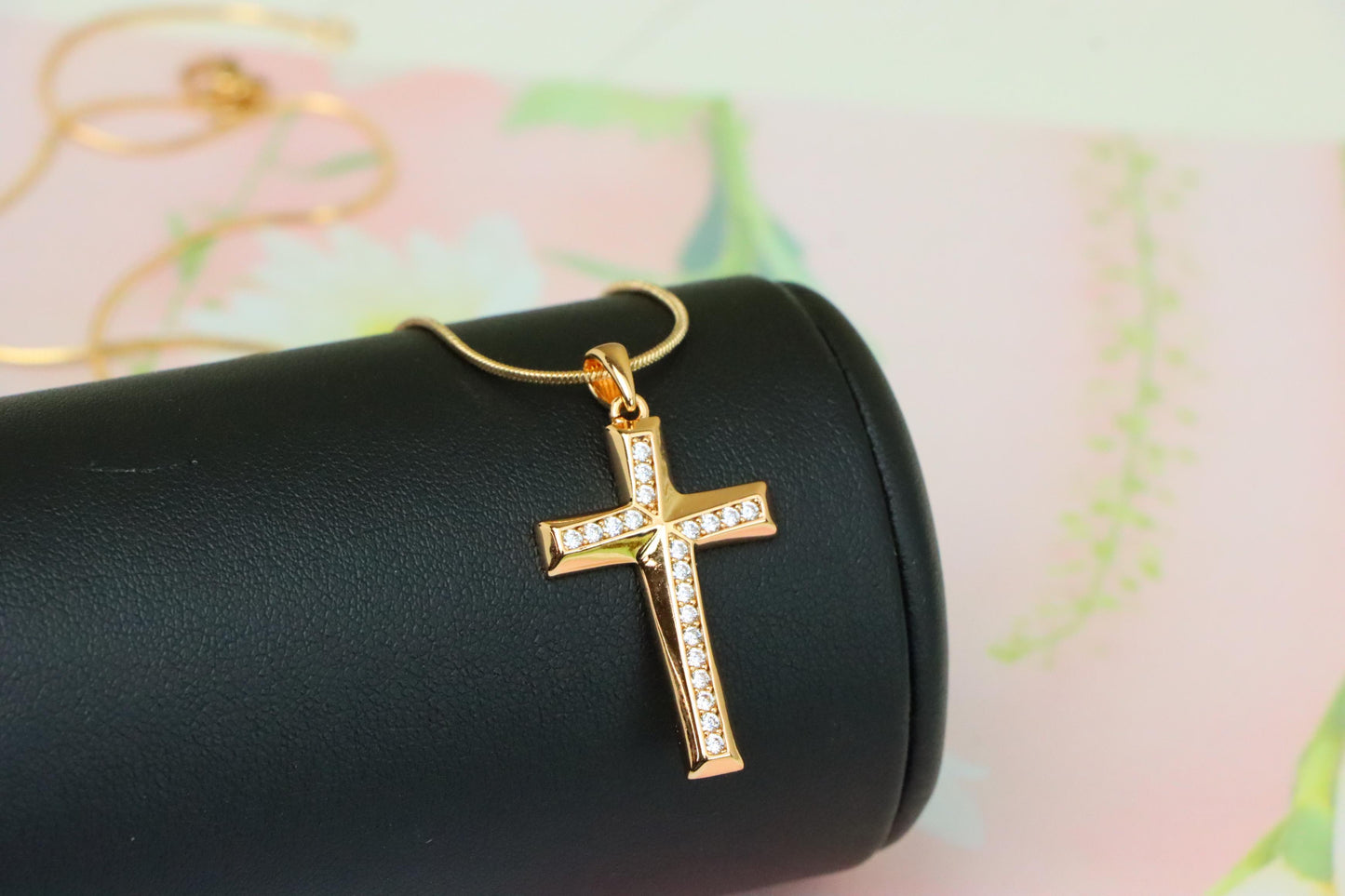 Rose Gold Cross Pendant with Crystals in Polished Elegant Finish, XPPT1224 (2122-10)