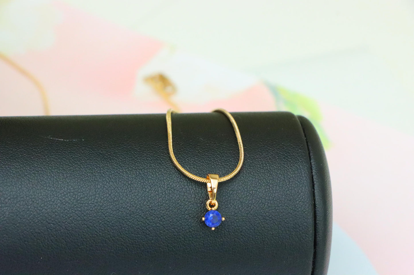 Mini Round Blue Pendant in Rose Gold Setting with Delicate Design, XPPT1623 (2148-9)