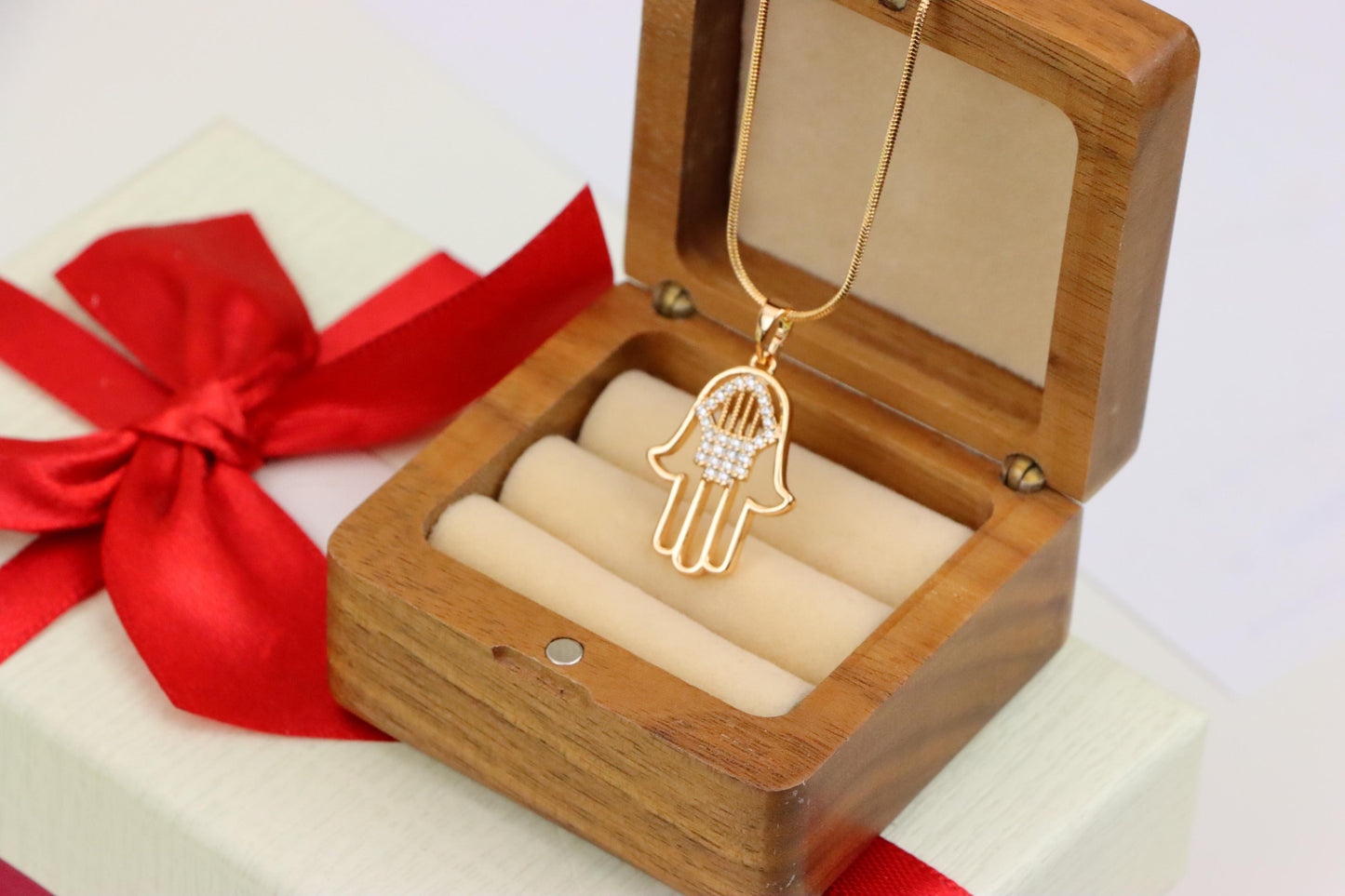 Rose Gold Hamsa Hand Pendant with Sparkling Stone Detailing, XPPT1231 (2123-7)