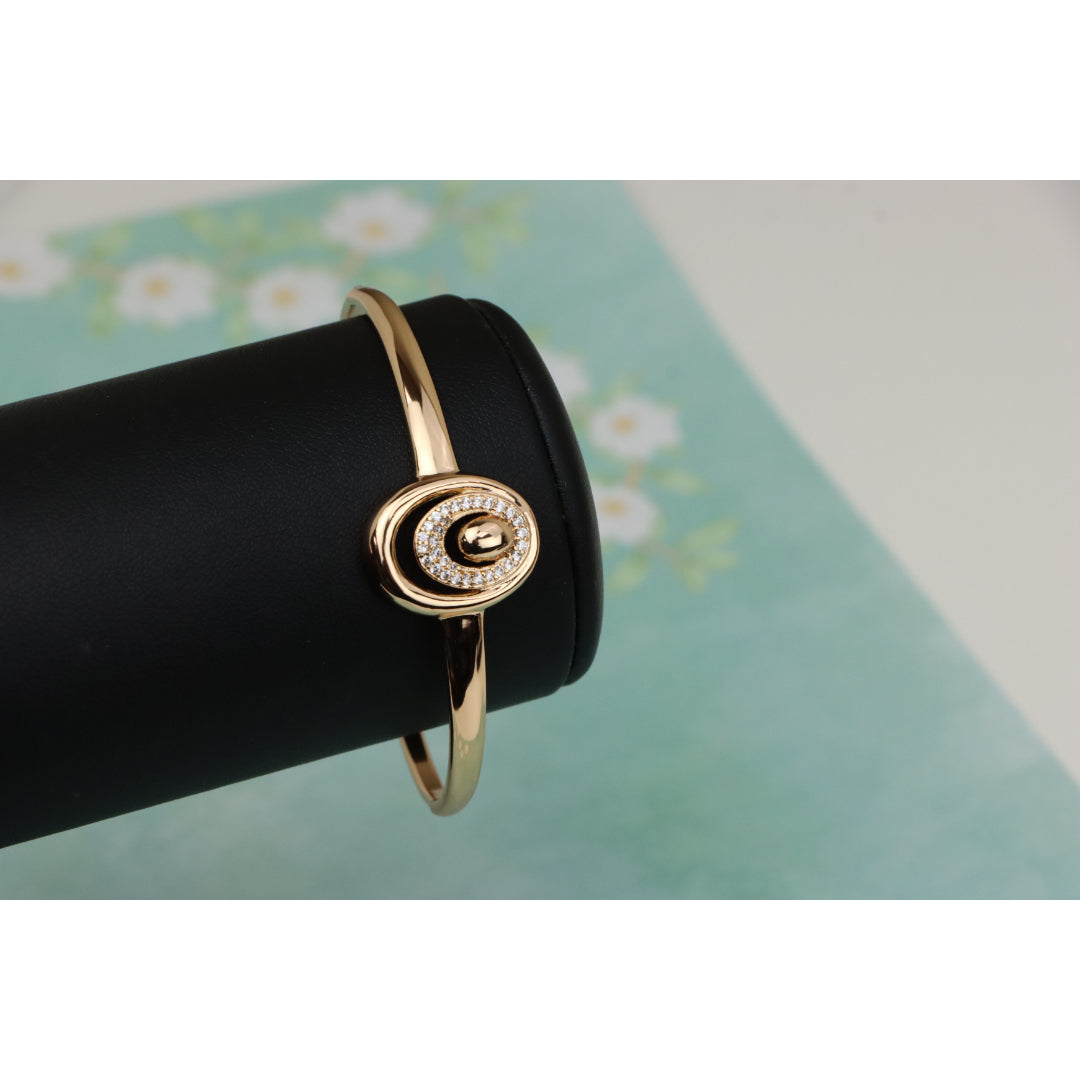 Elegant Rose Gold Bangle with Crystal Halo Oval Accent Design, XPBL0517 (2052-7)