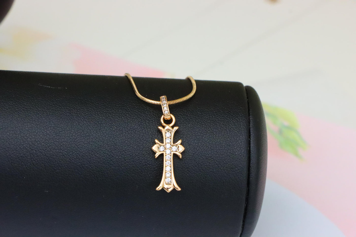 Elegant Rose Gold Cross Pendant with Sparkling Accents, XPPT1629 (2149-3)