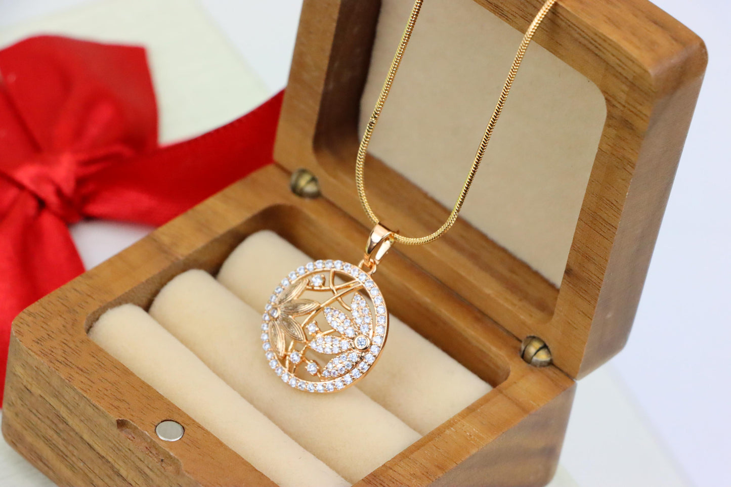 Round Floral Rose Gold Pendant with CZ Accents in Elegant Design, XPPT1236 (2124-2)