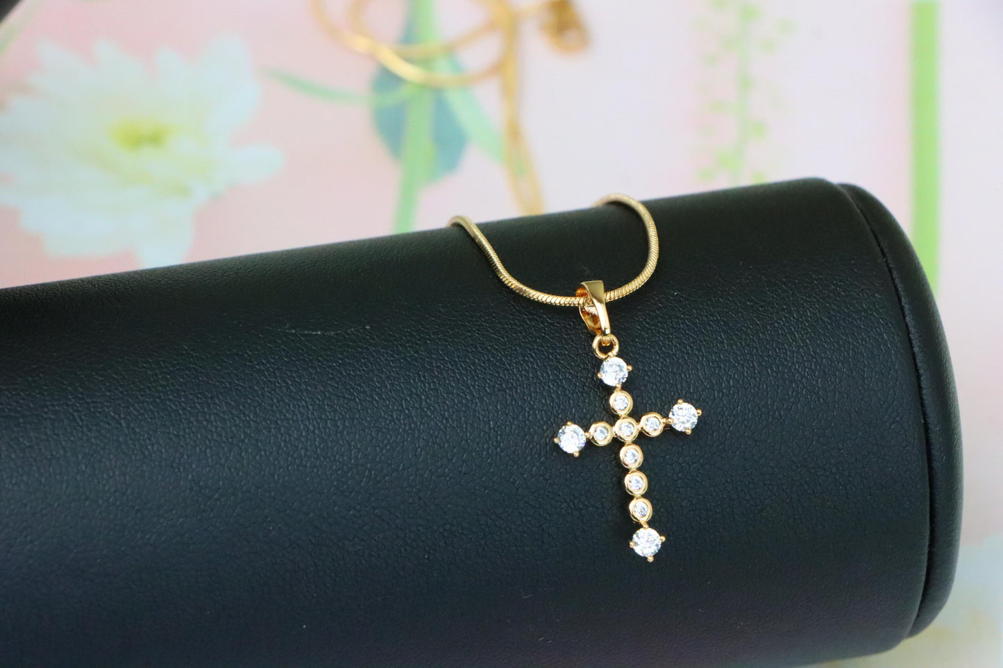 Rose Gold Cross Pendant with Sparkling Cubic Zirconia Accents, XPPT1239 (2124-5)