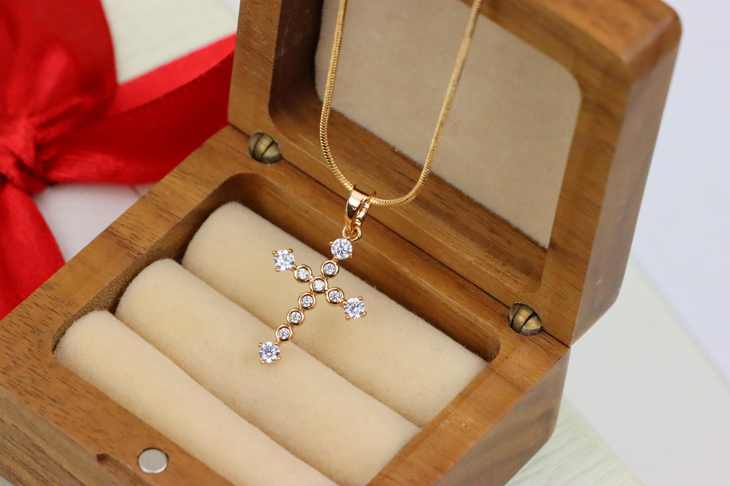 Rose Gold Cross Pendant with Sparkling Cubic Zirconia Accents, XPPT1239 (2124-5)