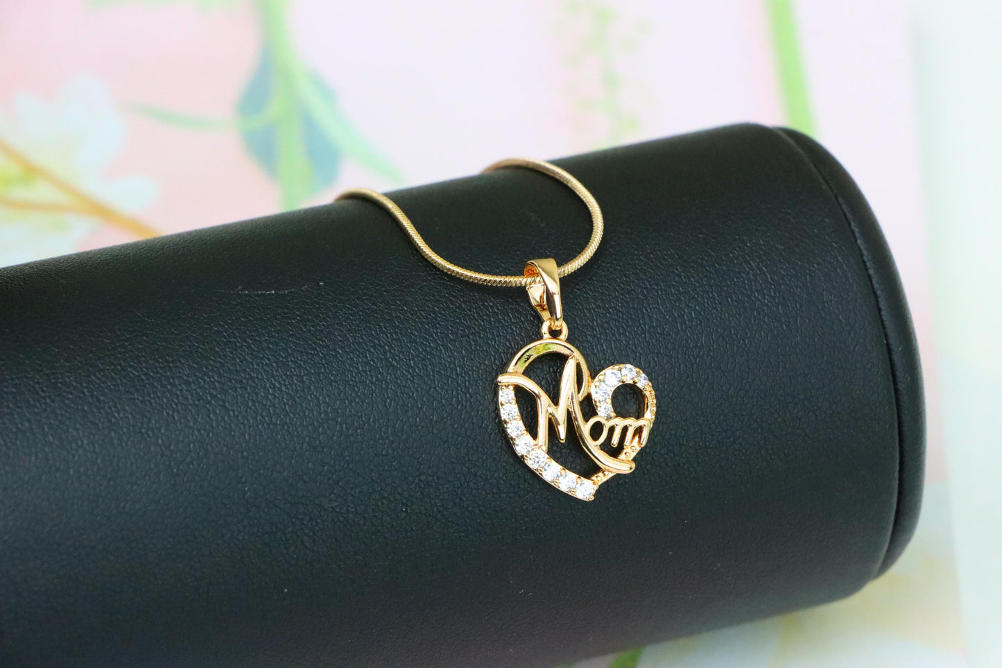 Rose Gold Heart Pendant with Sparkling 'Mom' Letter Design, XPPT1241 (2124-7)