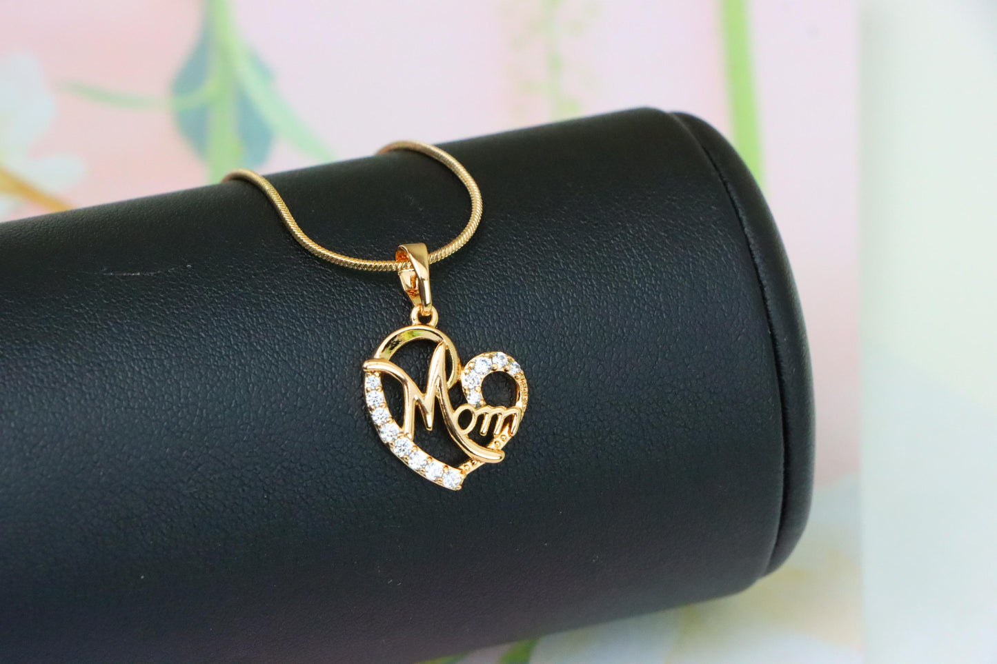 Rose Gold Heart Pendant with Sparkling 'Mom' Letter Design, XPPT1241 (2124-7)