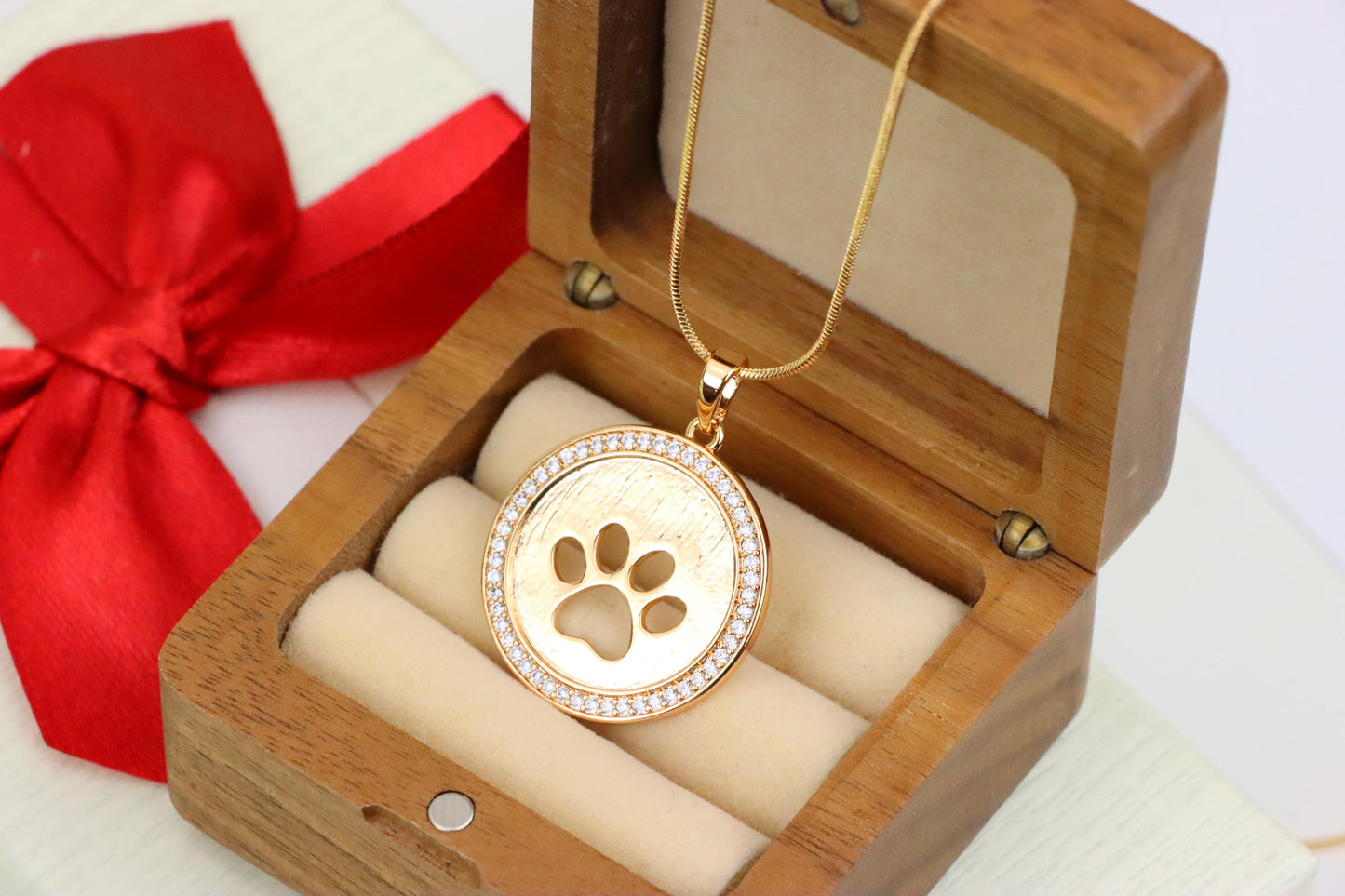 Rose Gold Circle Pendant with Paw Print Cutout and Stone Border, XPPT1242 (2124-8)