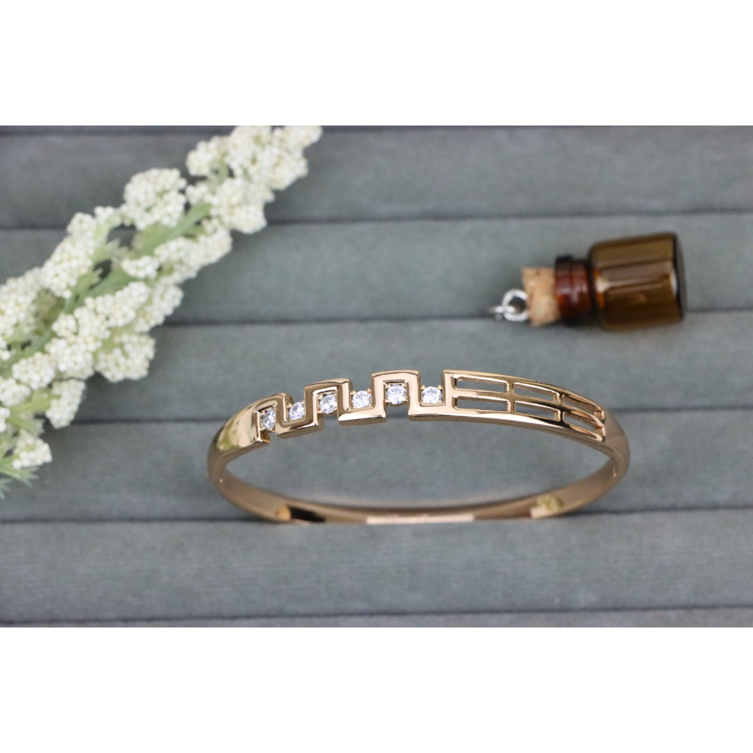 Rose Gold Geometric CZ Bangle Contemporary Style, XPBL0532 (2054-8)