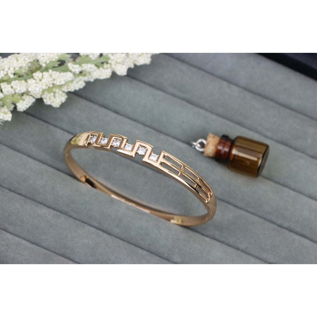 Rose Gold Geometric CZ Bangle Contemporary Style, XPBL0532 (2054-8)