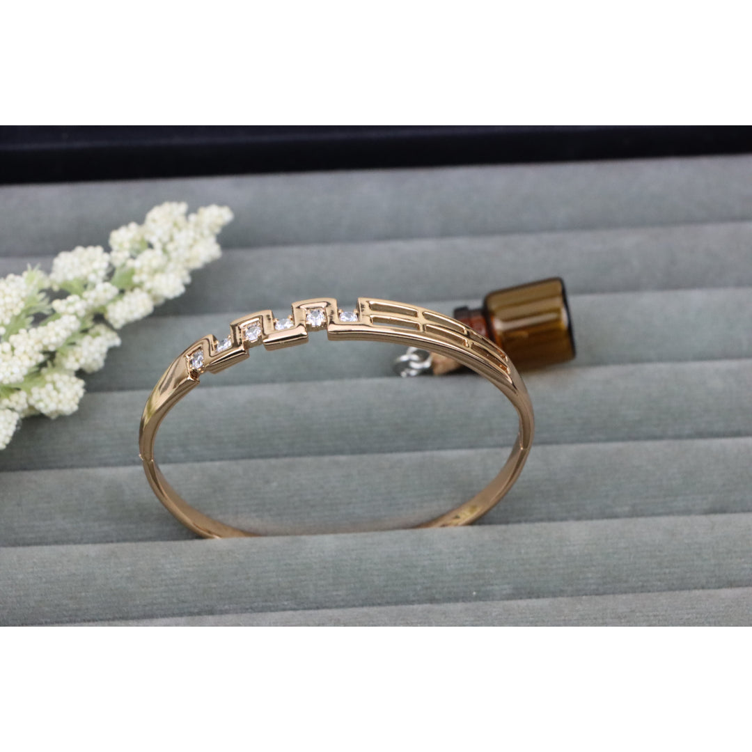 Rose Gold Geometric CZ Bangle Contemporary Style, XPBL0532 (2054-8)