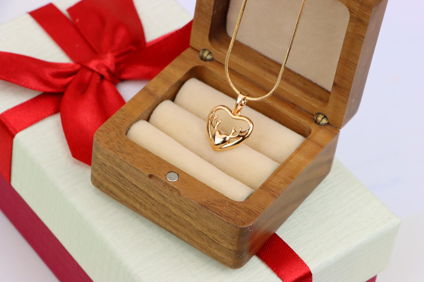 Rose Gold Heart Pendant with Antler-Inspired Minimal Design, XPPT1248 (2125-4)