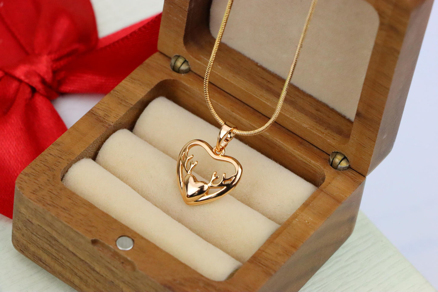 Rose Gold Heart Pendant with Antler-Inspired Minimal Design, XPPT1248 (2125-4)