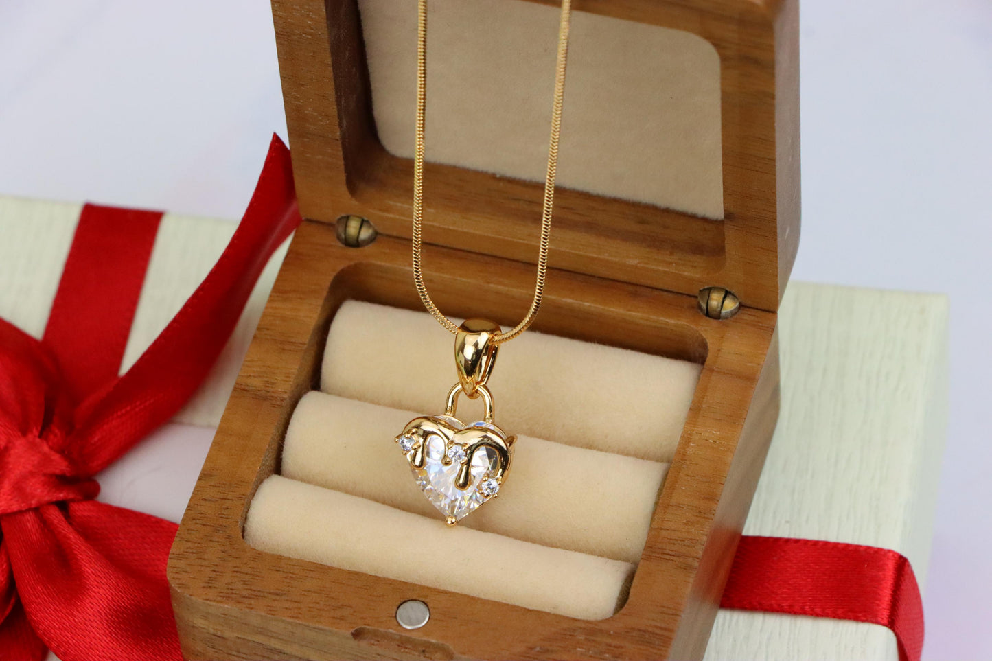 Heart Drip White Pendant in Gold Finish Stylish Jewelry, XPPT1696 (2150-5)