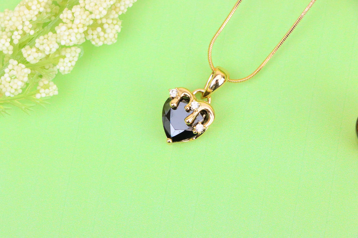 Heart Drip Black Pendant in Gold Finish Gothic Charm,XPPT1697 (2150-5)