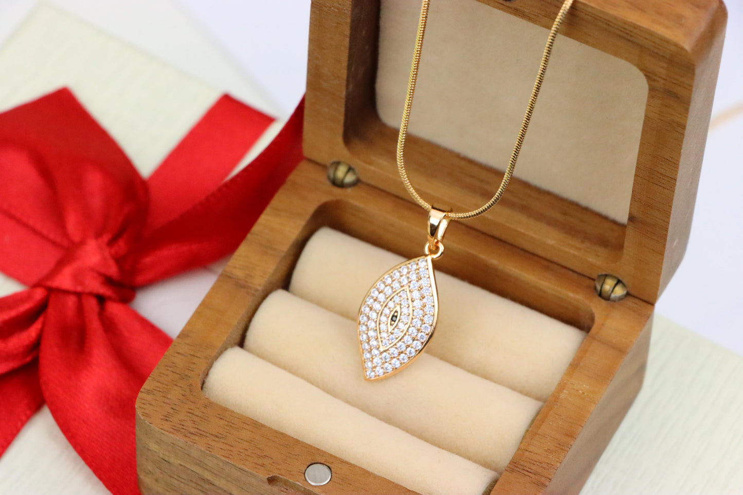 Rose Gold Eye Leaf Pendant with White and Black Crystal Detail, XPPT1254 (2125-10)